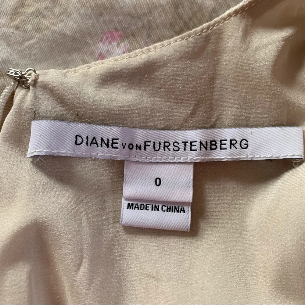 Diane von Furstenberg Jeannie Skater Style Dress Size 0 - Picture 3 of 7